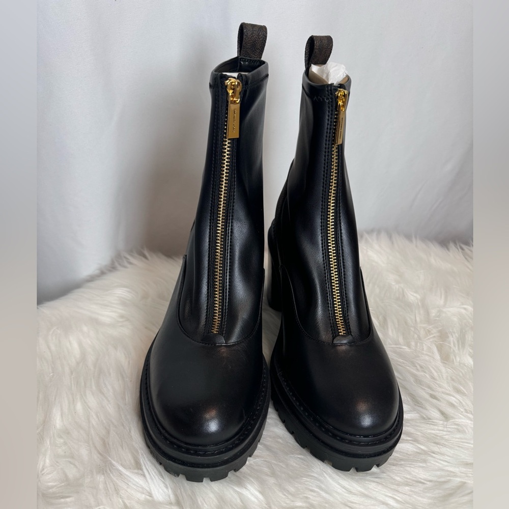 Michael Michael Kors Cyrus Bootie Size 9.5 NWB - Picture 3 of 7